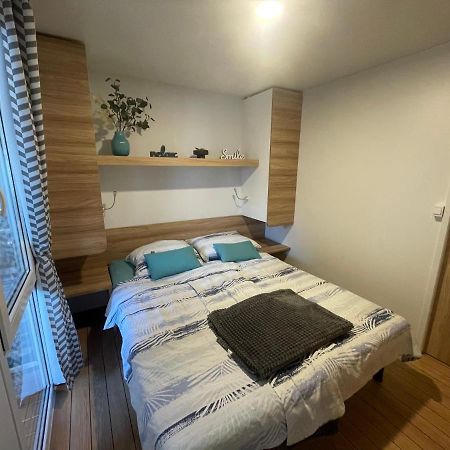 Mobile Home Stella III Biograd Na Moru Биоград на Мору Екстериор снимка